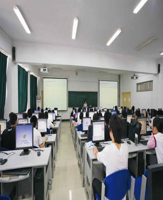 南充郵電工業(yè)學(xué)校計(jì)算機(jī)應(yīng)用專業(yè)招生簡介 中專+大專雙學(xué)歷培養(yǎng)