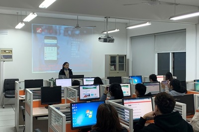 圖書館成功舉辦2021級班干部電子資源系列培訓(xùn)